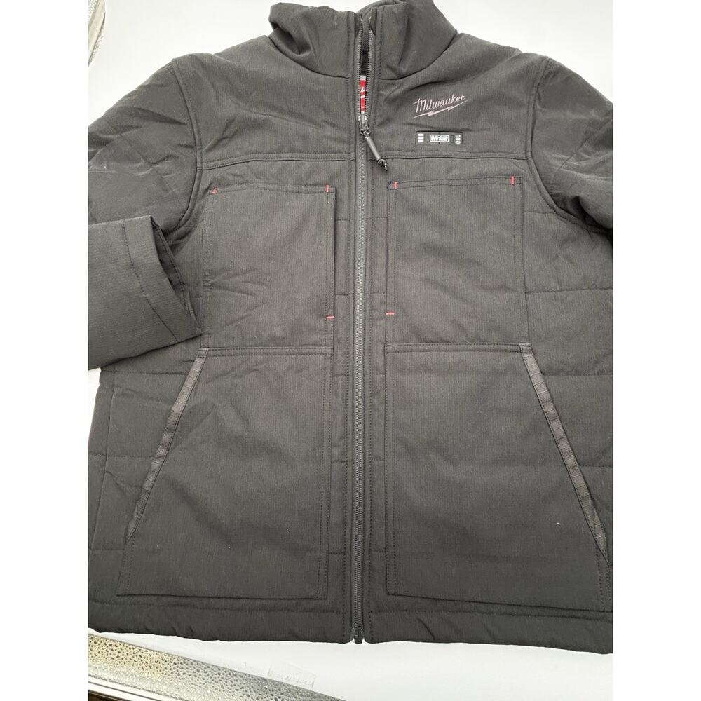 *SOLD* - MILWAUKEE M12 WOMEN'S MEDIUM M HEATED JACKET Excellent Condition. - Picture 11 of 16